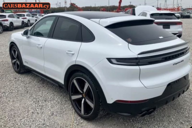 Porsche Cayenne GTS  - photo 2