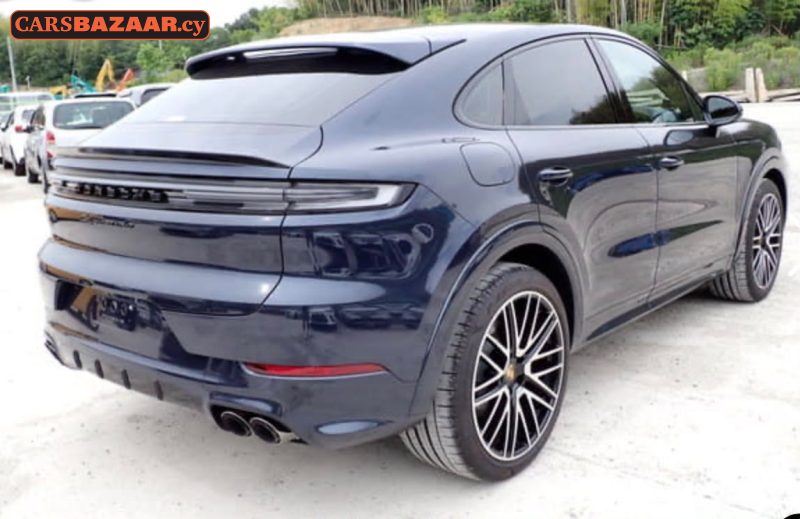 Porsche CAYENNE TURBO PLUGIN HYBRID - photo 8